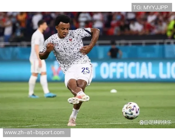 阿斯：科纳特今晚面对四重压力：皇马、球迷、斯洛特和姆巴佩