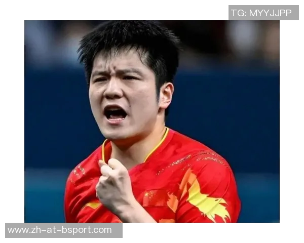 齐达内分享与樊振东切磋的照片：这年轻人球打得着实可以！